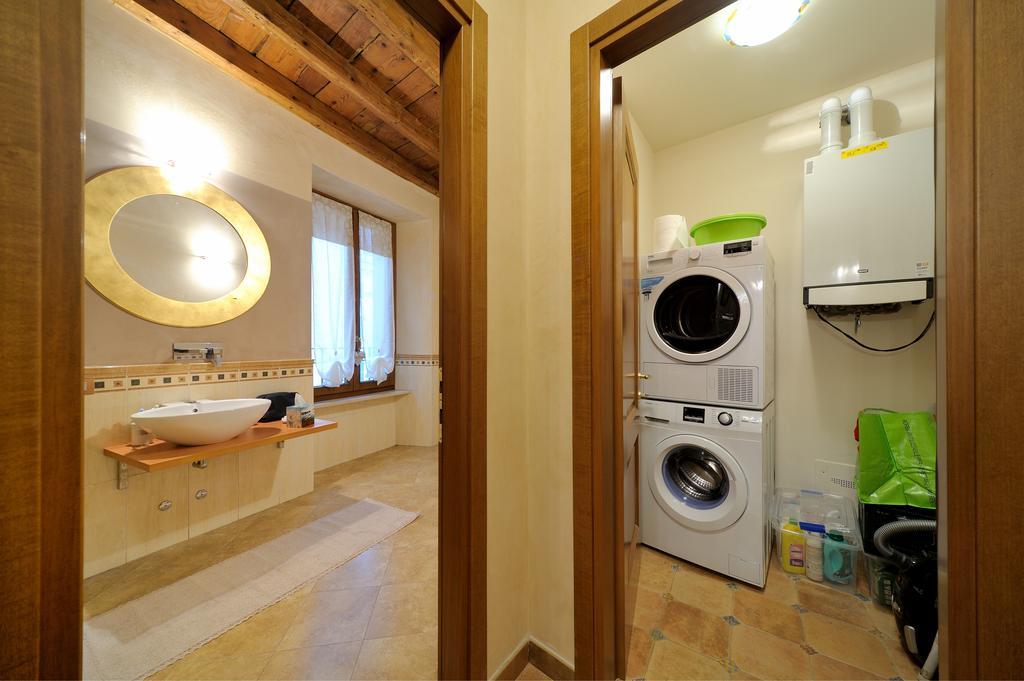 Antico Palazzo Signorile Apartamento Salò Exterior foto
