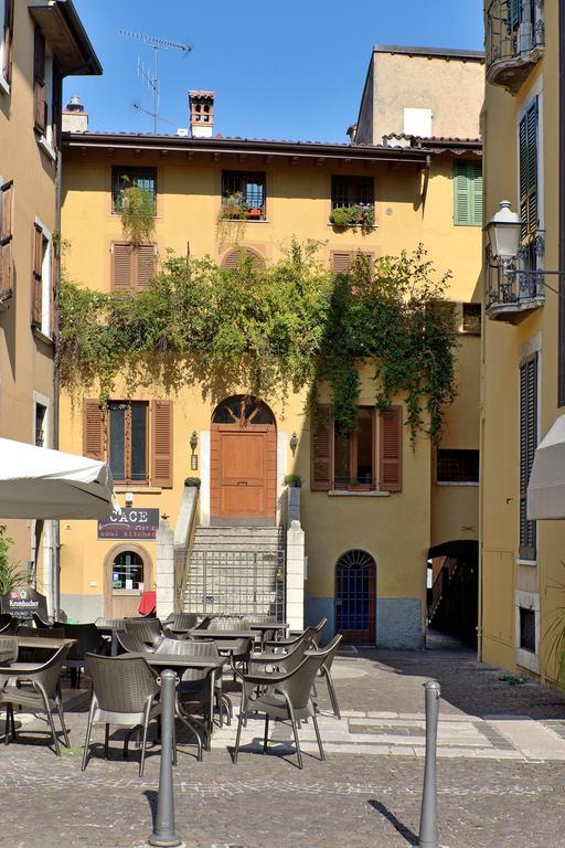 Antico Palazzo Signorile Apartamento Salò Exterior foto